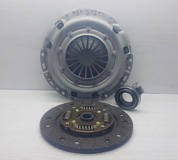 DEBRIYAJ SETI COROLLA 2004- /2006- D4D MANUEL