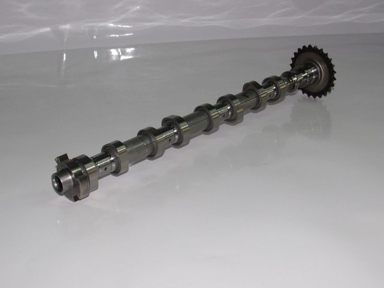 ACCENT BLUE 2011- / İ30 2012-2016 1,6 CRDI DİZEL EKSANTRİK MİLİ EMME SAĞ