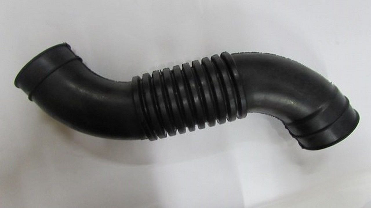 HILUX  PICK UP  2.4 D. / 2.8 D. HAVA FİLTRE HORTUMU