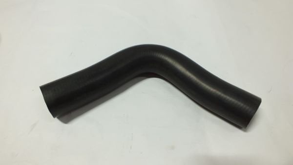 626 88-91 RADYATÖR ALT HORTUMU