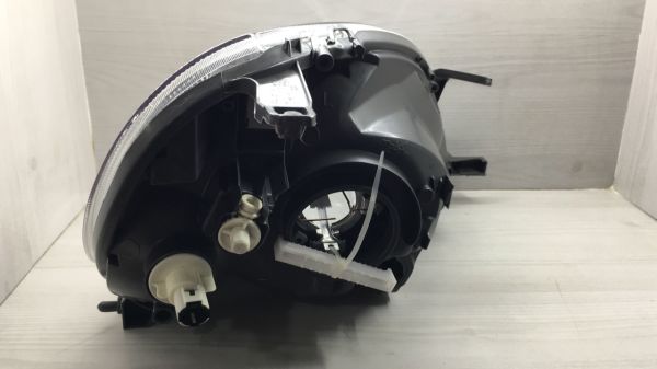 Toyota Yarıs 2003-2006 Far Sol Damla Gozlu