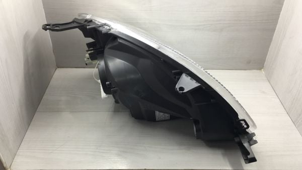 Toyota Yarıs 2003-2006 Far Sol Damla Gozlu