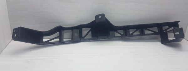 Tampon Braketi Ön Mazda 3 2003- Sağ ic Bağlantı