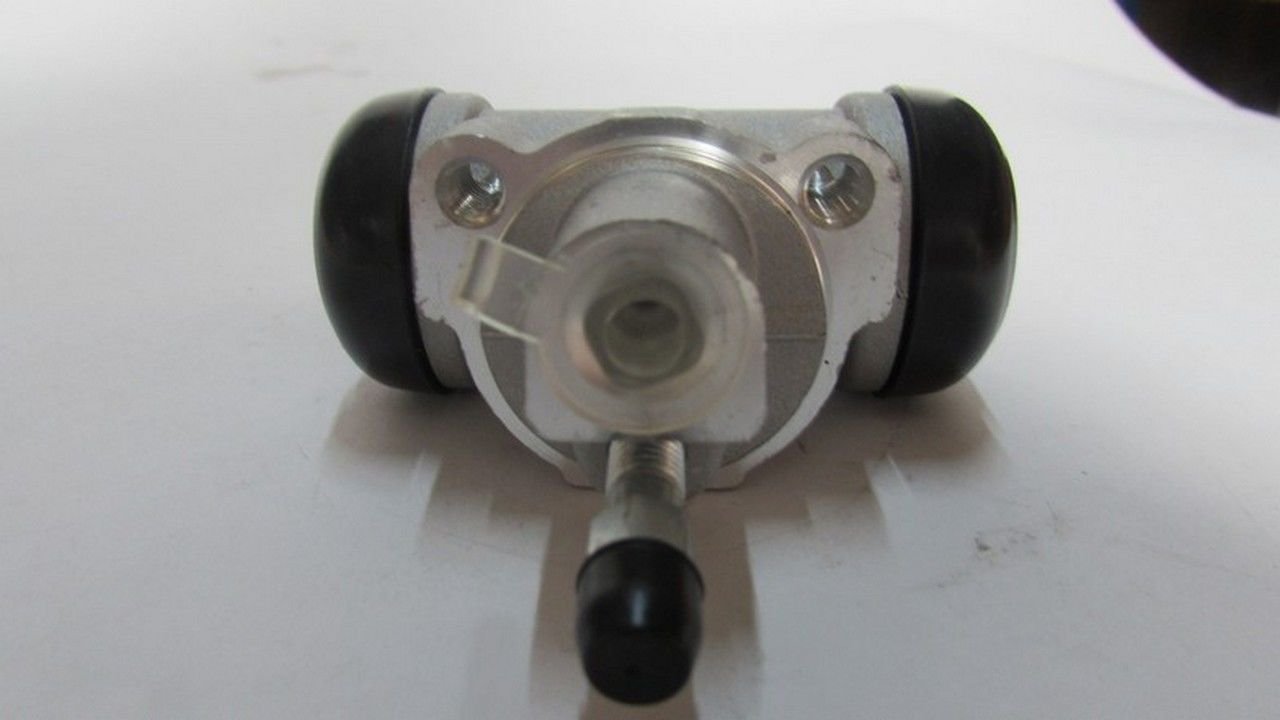 NAVARA 2006- FREN SİLİNDİRİ ARKA SAĞ-SOL