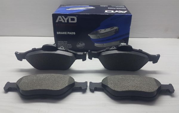 BALATA ÖN YARIS 2006- 1,0/D4D