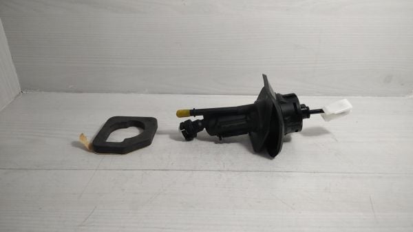 Mazda 3 04- üst merkez