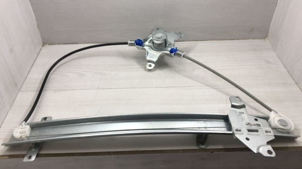 Cam Kriko D22 Sağ 97- Manuel