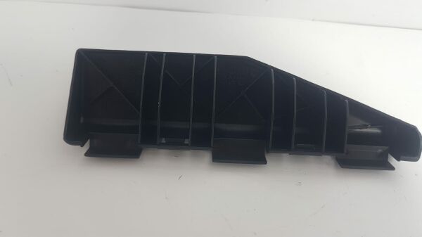 corolla arka tampon braketi sol 02-06