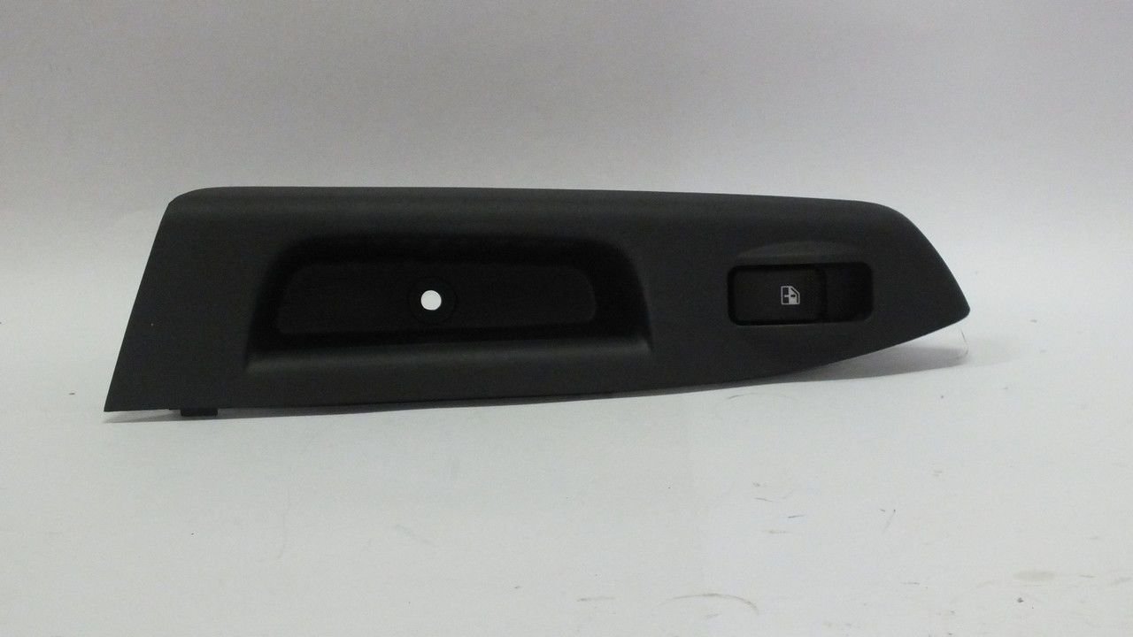 GETZ 2003-2005 CAM KALDIRMA DÜĞMESİ ARKA SAĞ