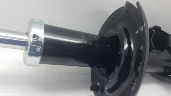 İ20 amortisör ön sağ 2012-2015 alt delik büyütl.