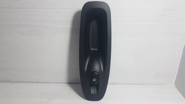 Cam dügme Accent Sağ 03-06