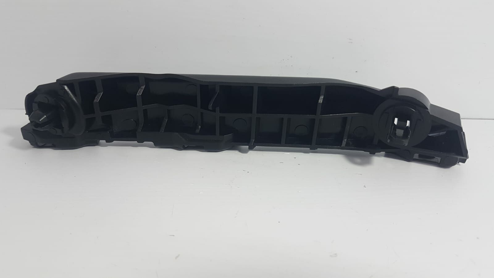 yaris ön tampon braketi sol 10-11