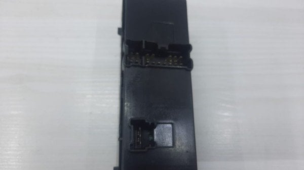 Cam dügme Qashqai 14- Sol