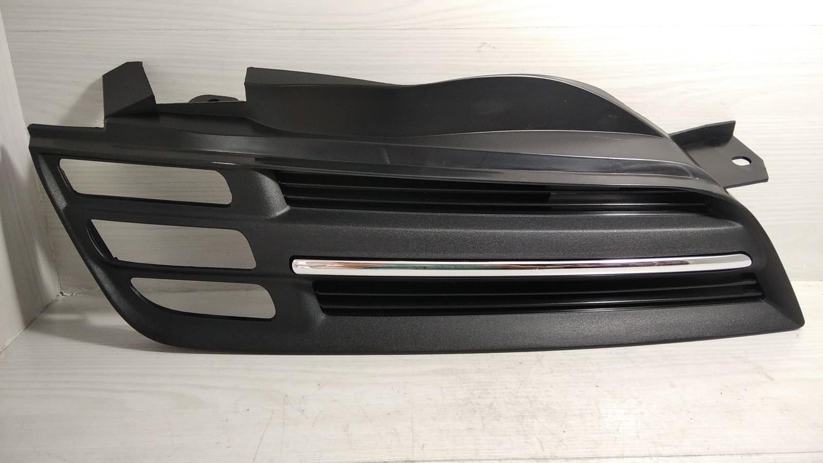 Panjur Micra 03-06 Sağ Krom Çitali