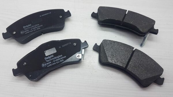 Balata Ön Avensis 09-/Verso 09-