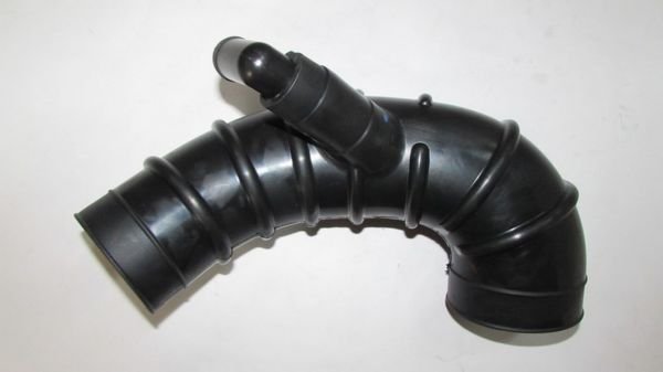 FUSO CANTER EURO V HAVA FİLTRE HORTUMU