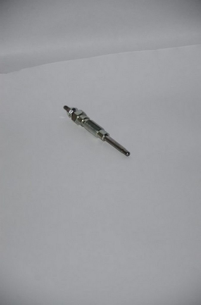 HILUX 2L KIZDIRMA BUJİSİ 11 V