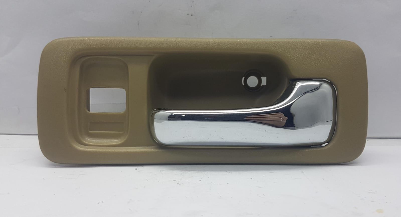 Kapı Kolu Accord iç Sağ 1990-1994 Bej