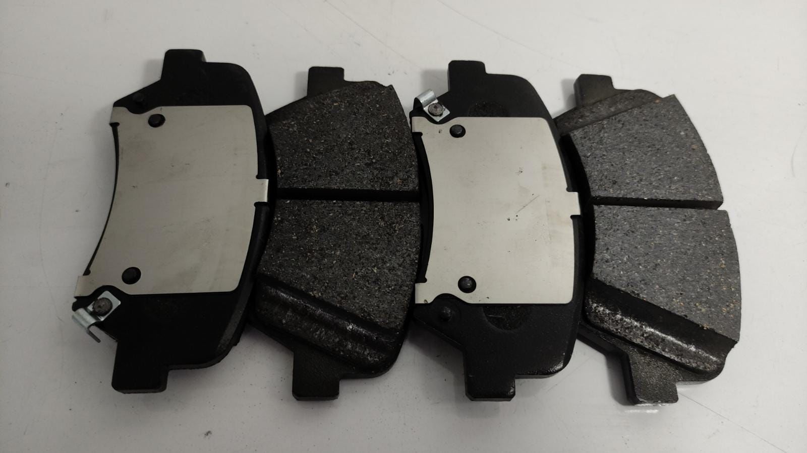 Balata Ön i30 12-/Ceed 12- (16 Jant)