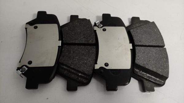 Balata Ön i30 12-/Ceed 12- (16 Jant)