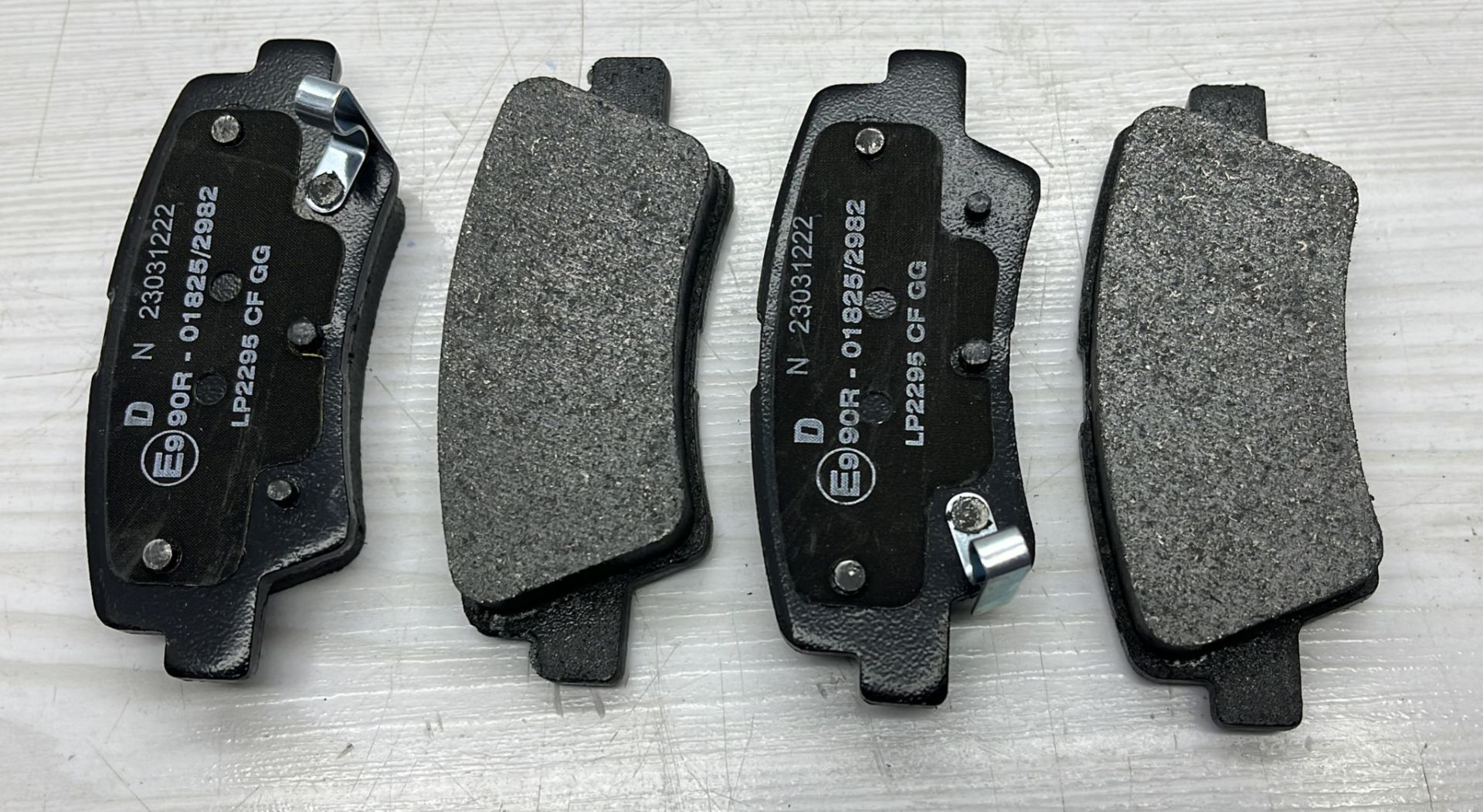 Balata Arka Blue/Elant 11-/i40/i30 12-/Auris Delikli