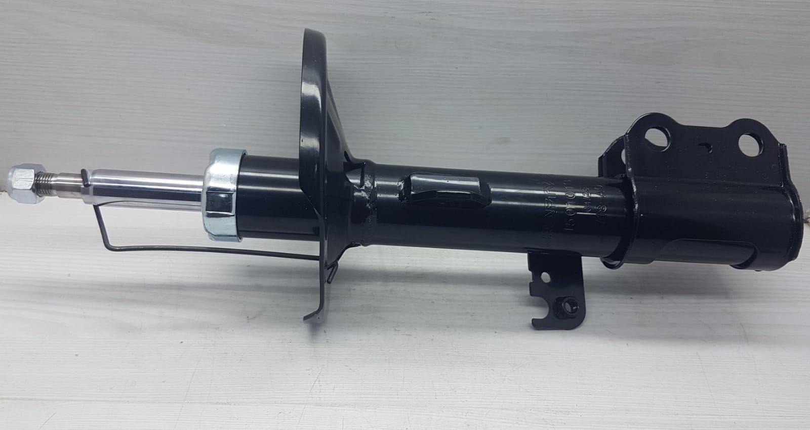 AMORTISÖR ÖN COROLLA SAG 02-06