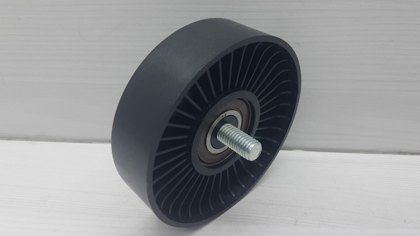 V Kayıs rulmanı i20/i30/i40/Cerato 10= Bznli