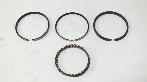 COROLLA 1.3 KARB. 2E 73.50 MM SEGMAN 050