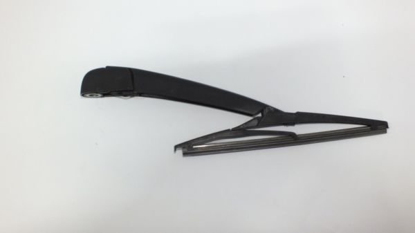 İ10 2012- ARKA SİLECEK KOLU KOMPLE ( SÜPÜRGELİ )