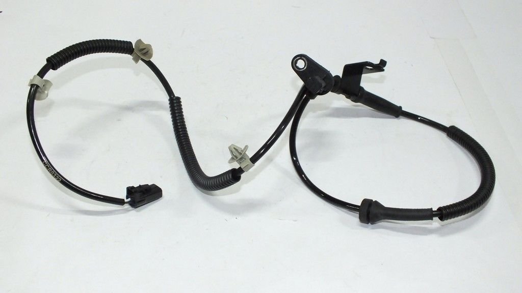 SANTAFE 06-10 / SORENTO 09- / IX-55 ABS SENSÖRÜ ÖN SOL