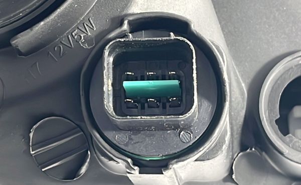 Far Elantra Sol 04- Elk. İçi Siyah