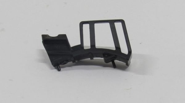 RIO 2006-2011 ÖN TAMPON BAĞLANTI AYAĞI SAĞ (BRAKET)