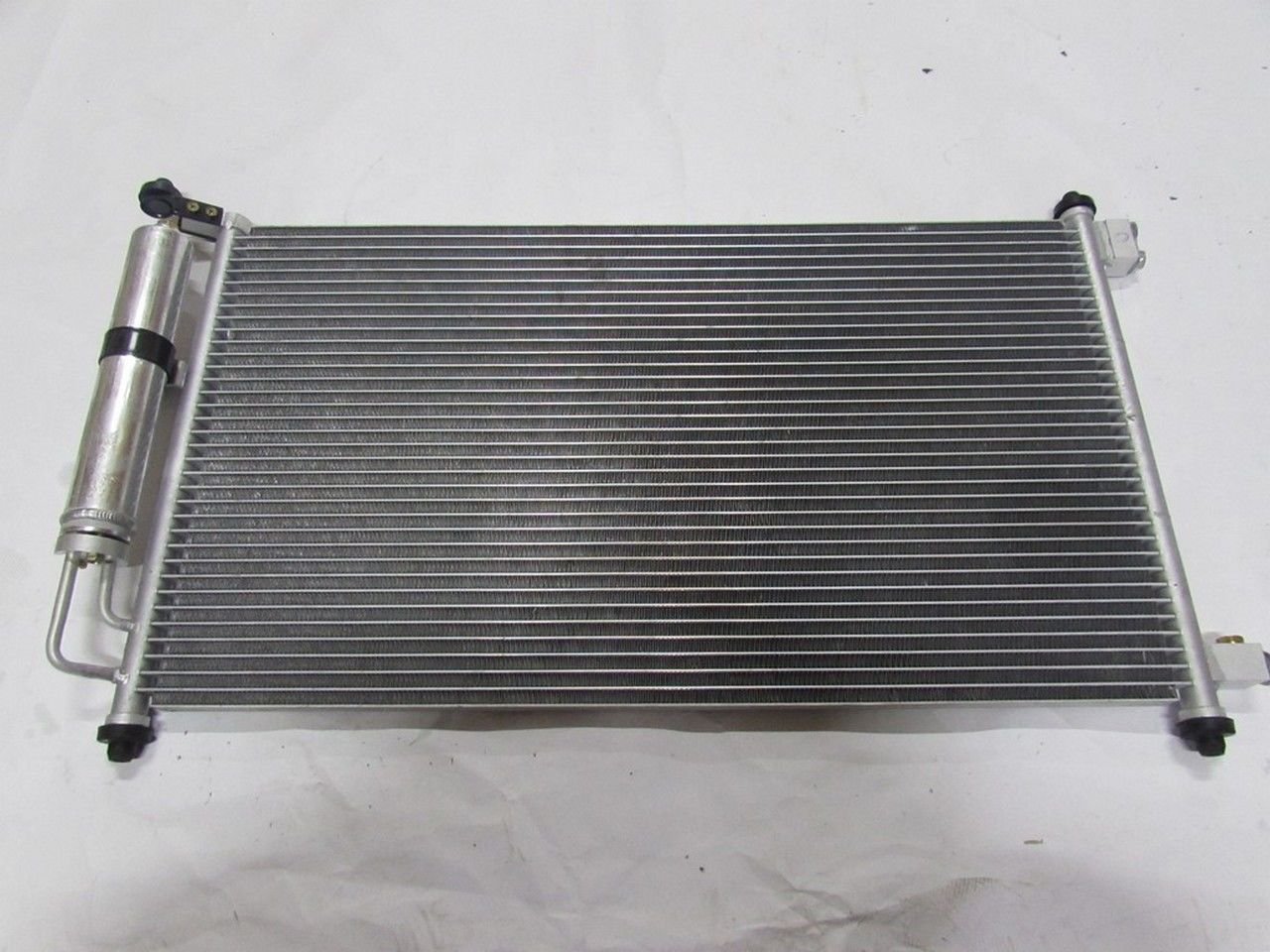 MICRA 03-10 / JUKE 10- / NOTE 07- BENZİNLİ KLİMA RADYATÖRÜ