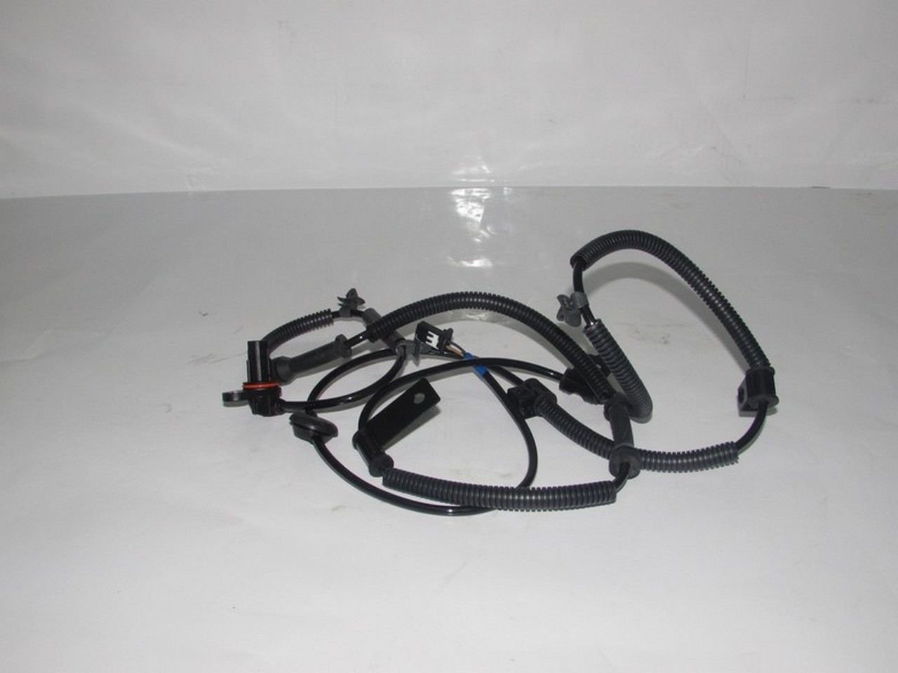 SORENTO 2002-2006 ABS SENSÖRÜ ARKA SAĞ