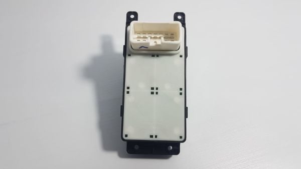 i20 cam düğme 2'li auto'lu sol