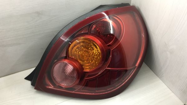 Stop Almera 02-06 Hb Sağ