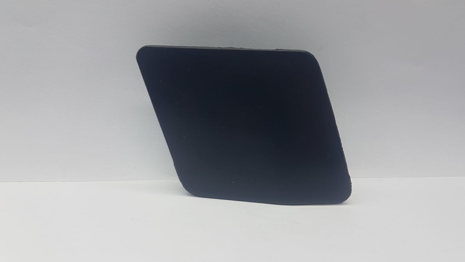 Çeki Demir Kapağı Ön Yaris 2010-2011