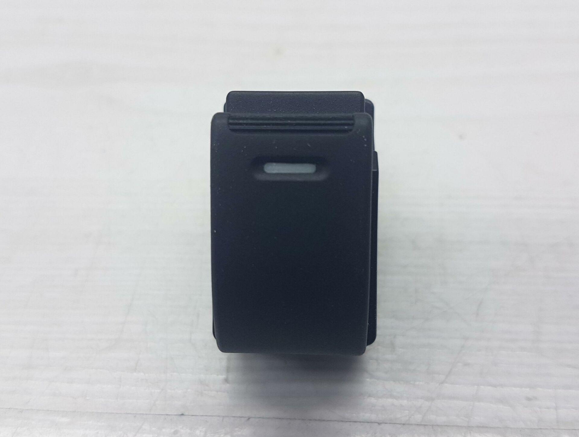 Cam dügme Corolla Sağ  97-02 Tekli 7Fis