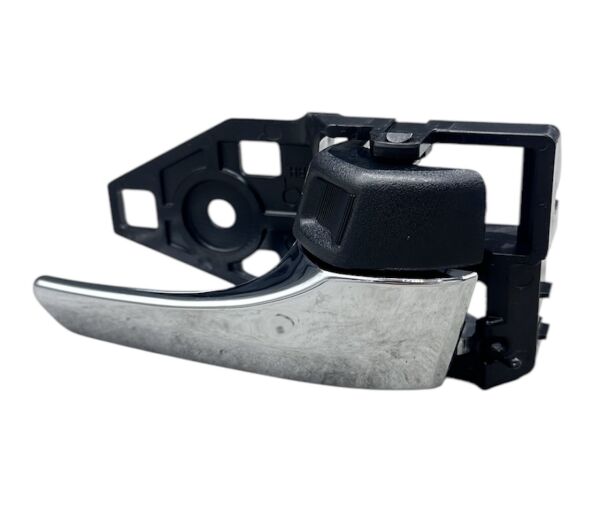 KOL KAPI HILUX REVO 15-19 ÖN İÇ RH (KROM)