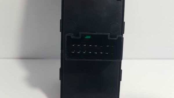 tucson cam düğme ön sol 10-15