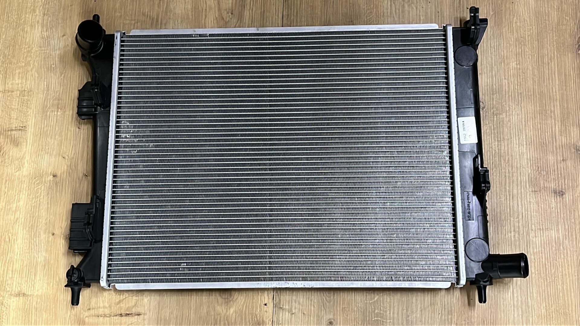 Radyatör i20/Blue/Rio 12- 1,2/1,4 Benz Manuel i20 15- Ayni 25310-C8000