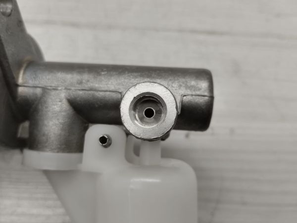 ÜST MERKEZ YD25 02> PICKUP