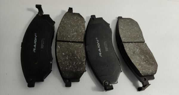 Balata Ön Navara 06-/D23 03-06