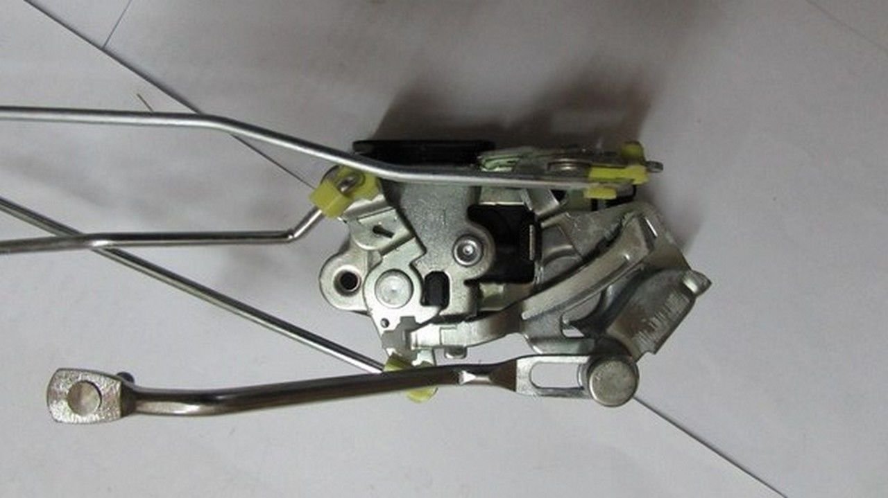 H350 / 449 KAPI KİLİDİ ÖN SOL