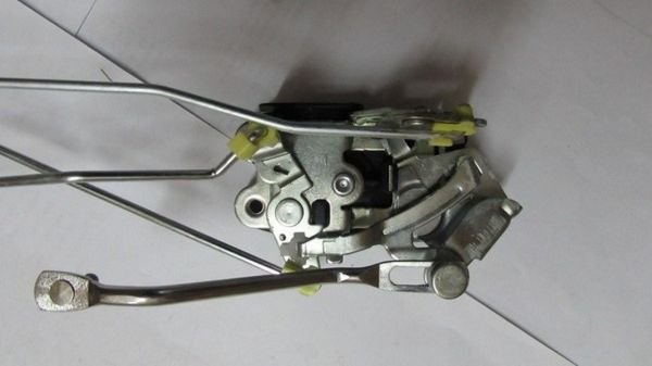 H350 / 449 KAPI KİLİDİ ÖN SOL