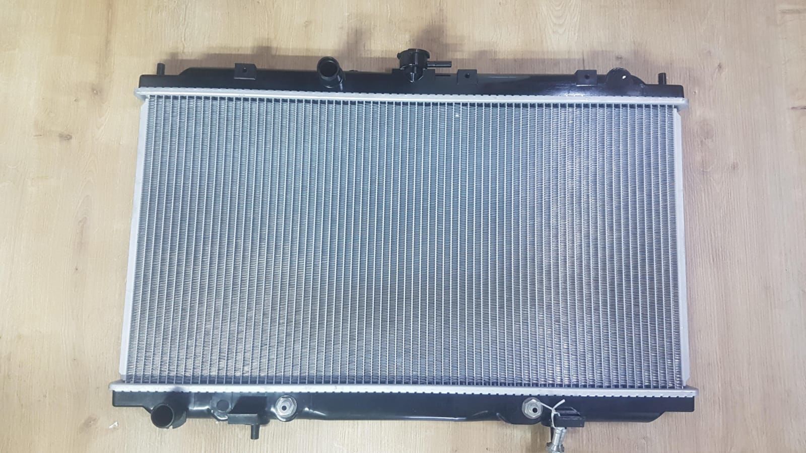 Radyatör Primera 02-/Almera 00- Otomatik