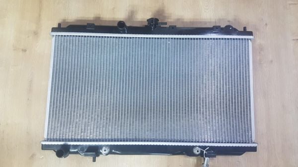 Radyatör Primera 02-/Almera 00- Otomatik