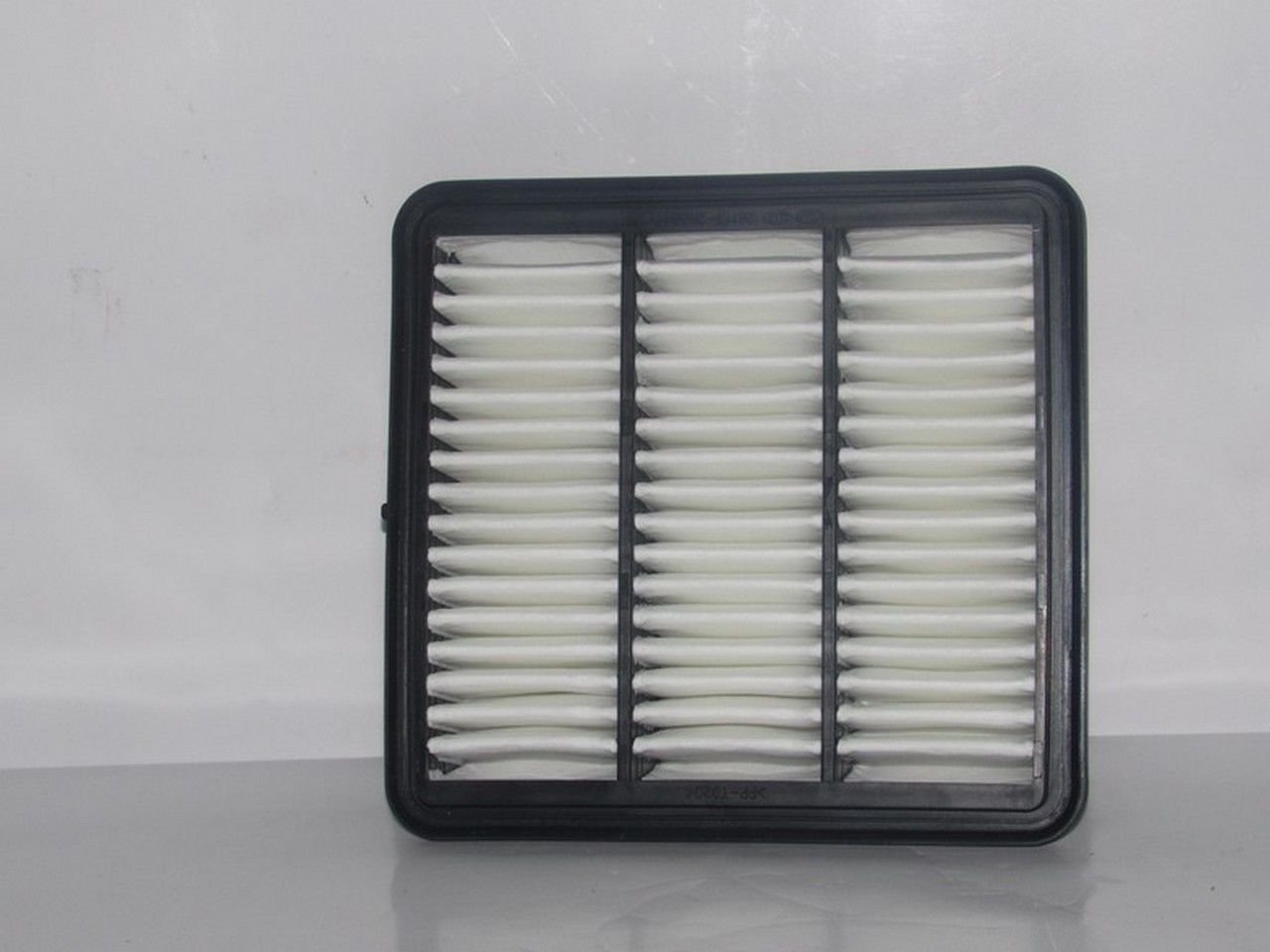 CEED 08-/CERATO 10-/i30 HAVA FİLTRESİ DİZEL