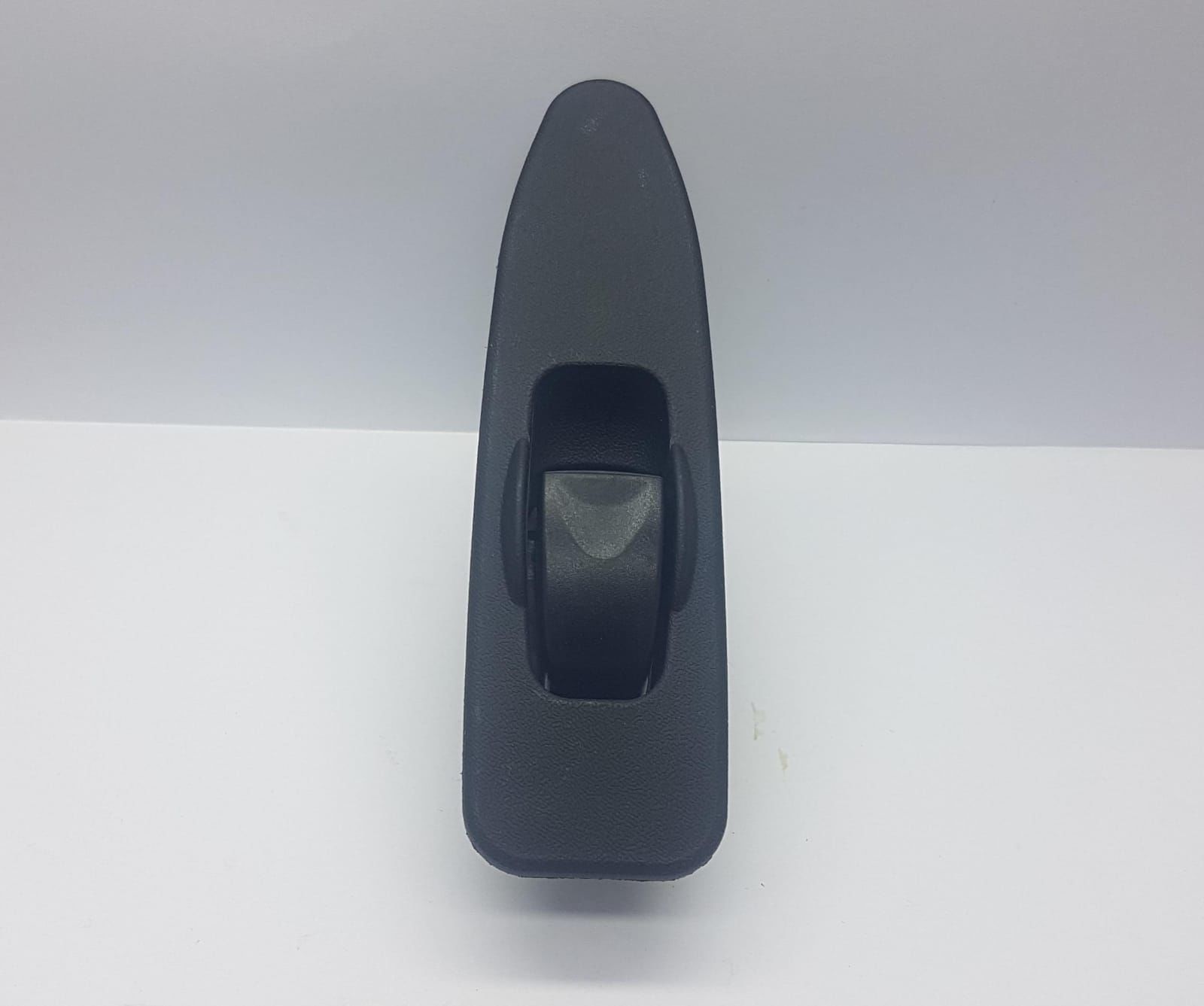 CAM DÜGME CARISMA SAG TEKLI 8PIN