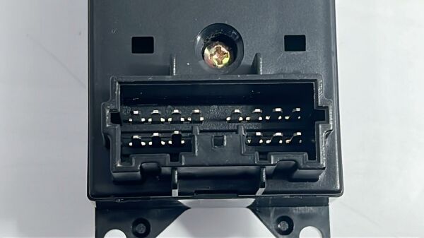 Cam dügme L200 99-04 Sol 4Lü Mağnum